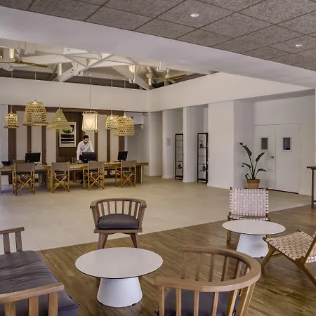 Belambra Clubs Presqu'ile De Giens - Riviera Club 酒店 3*